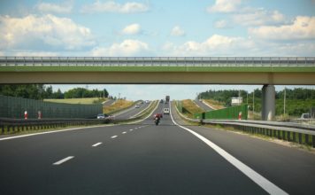 rottura vetro autostrada